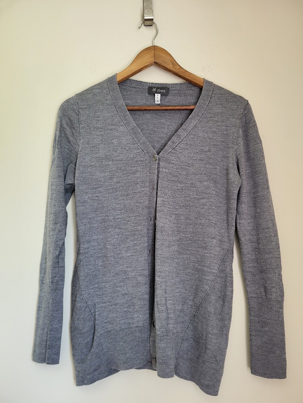 Ibex Curator Cardigan Merino Wool Silk Blend Size Medium, Gray